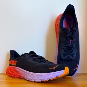 Hoka Women’s Arahi 7